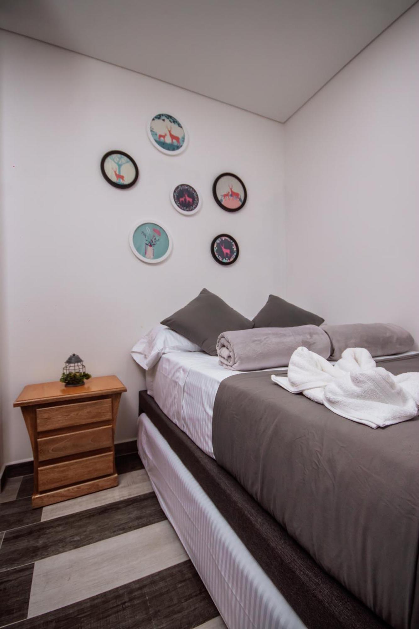 Las Palmas Apartamentos Guatapé Dış mekan fotoğraf